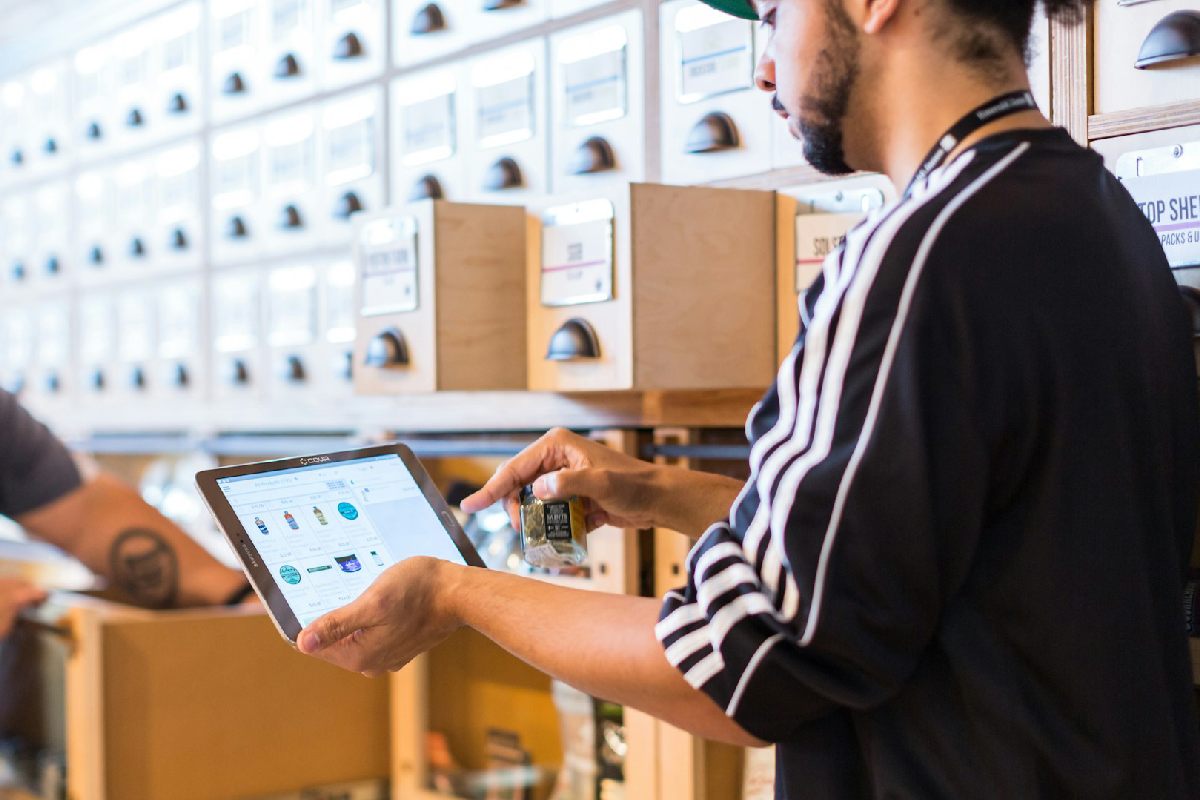 strategi jualan online agar laris